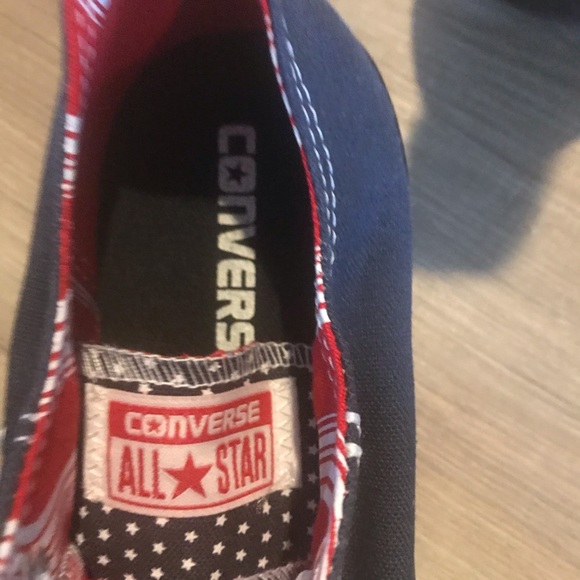 Converse - Picture 2 of 6